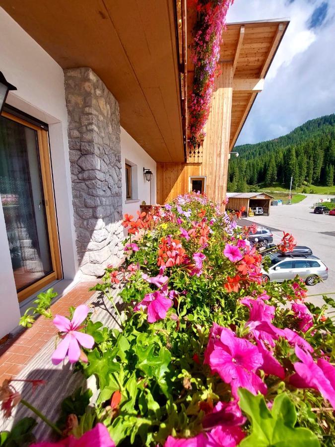 Zoldo Alto Rifugio Palafavera المظهر الخارجي الصورة